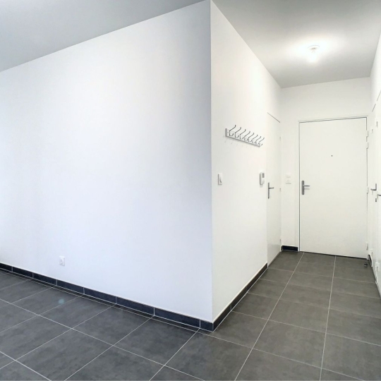  Annonces OULLINS : Appartement | FEYZIN (69320) | 49 m2 | 820 € 