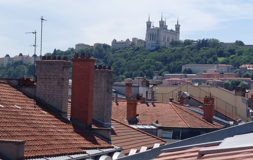 Annonces OULLINS : Appartement | LYON (69001) | 18 m2 | 135 000 € 