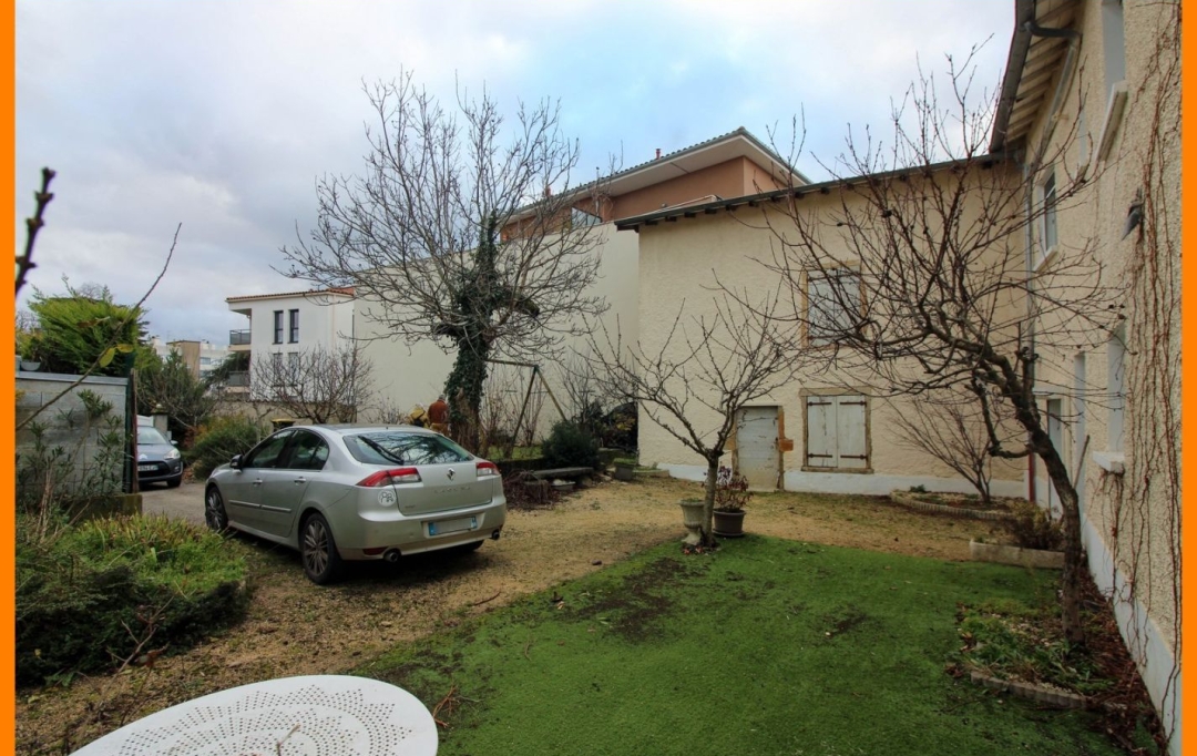 Annonces OULLINS : Maison / Villa | RILLIEUX-LA-PAPE (69140) | 128 m2 | 425 000 € 