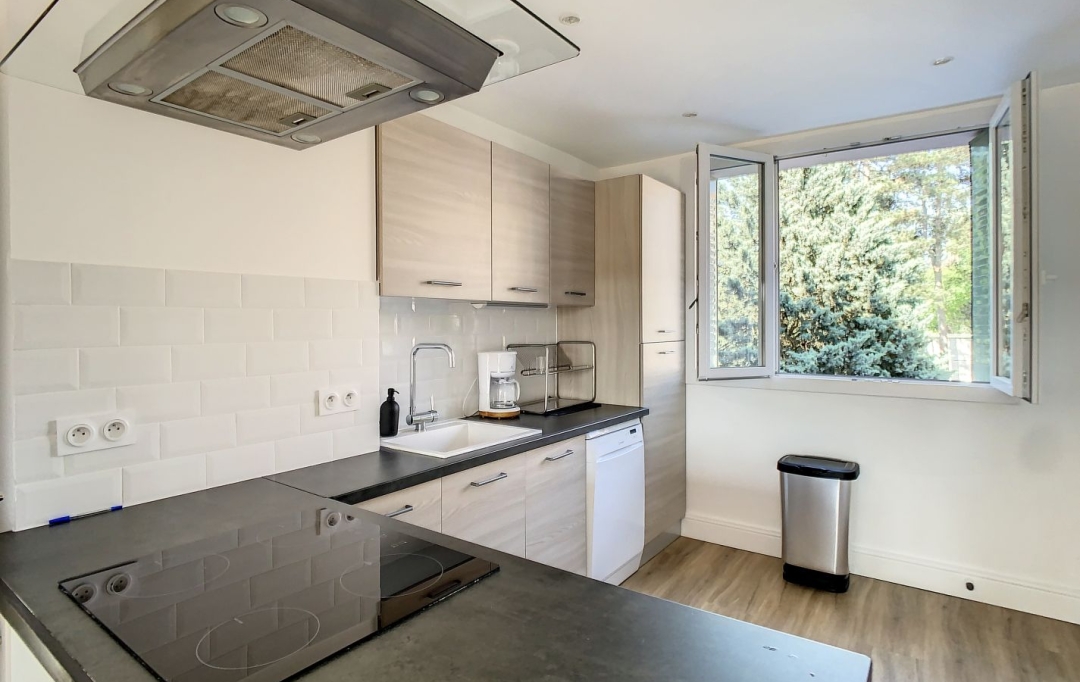 Annonces OULLINS : Appartement | LYON (69005) | 81 m2 | 1 450 € 