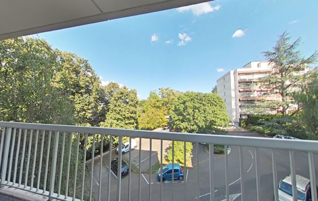 Annonces OULLINS : Appartement | TASSIN-LA-DEMI-LUNE (69160) | 54 m2 | 1 350 € 