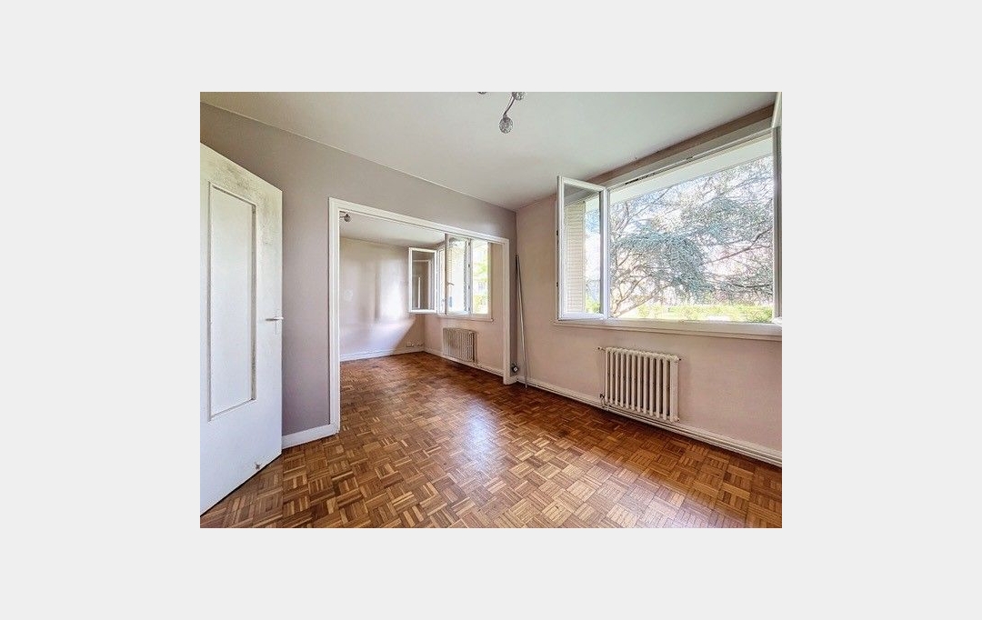 Annonces OULLINS : Appartement | VENISSIEUX (69200) | 66 m2 | 135 000 € 