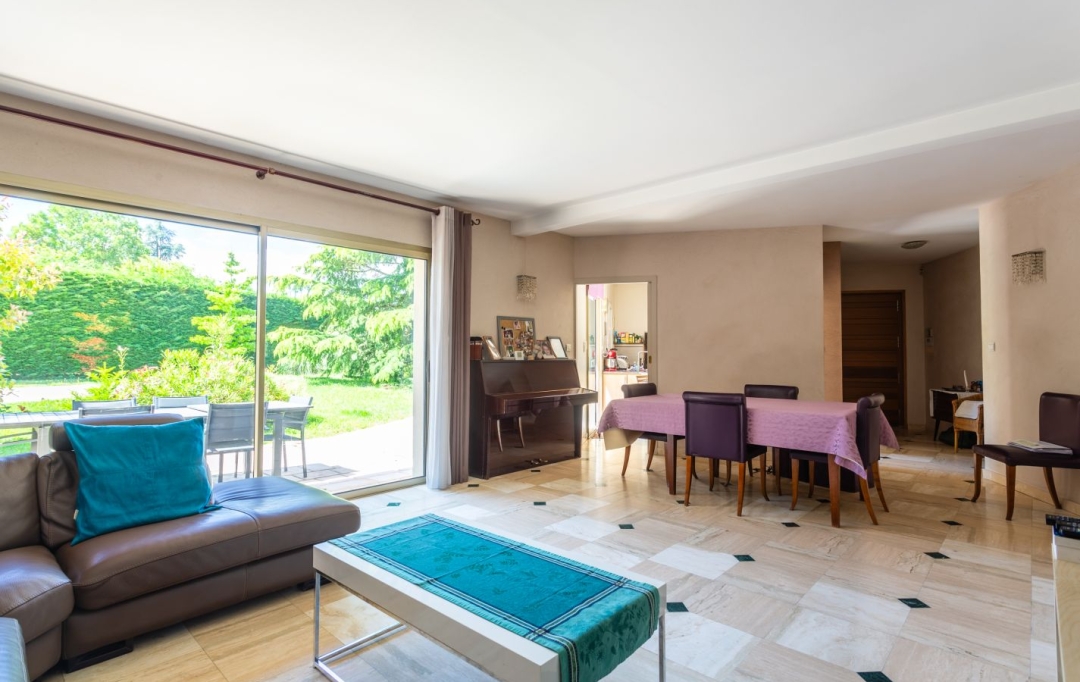 Annonces OULLINS : Maison / Villa | FRANCHEVILLE (69340) | 200 m2 | 895 000 € 